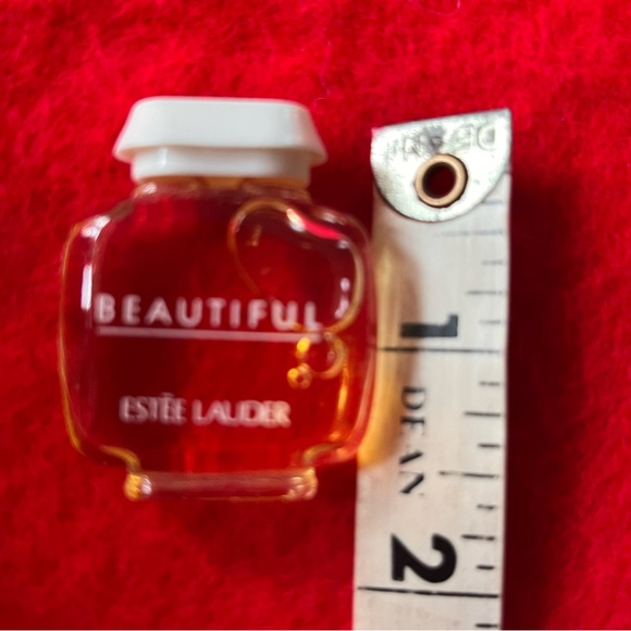 Beautiful by Estée Lauder .12 Ounce Eau de parfum mini  glass bottle white top - Picture 4 of 5